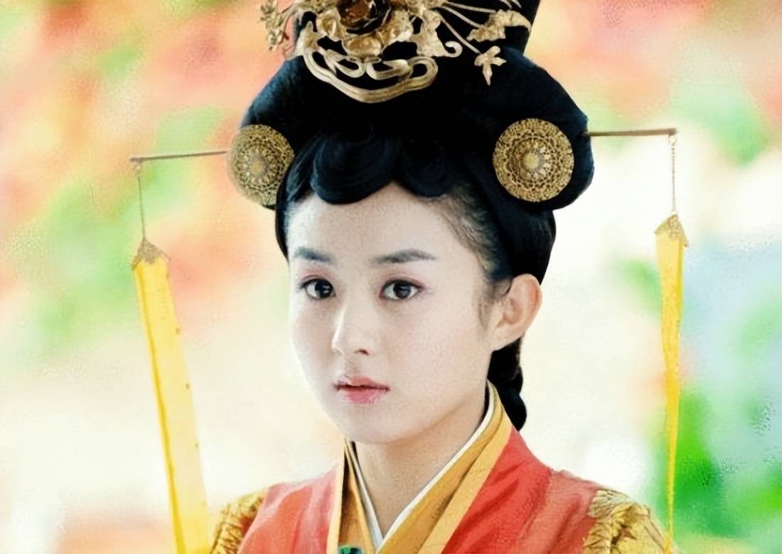 干杨幂刘诗诗唐嫣赵丽颖谁五位华语影视女星，干杨幂、刘诗诗、唐嫣、赵丽颖的独特魅力与比较-第3张图片