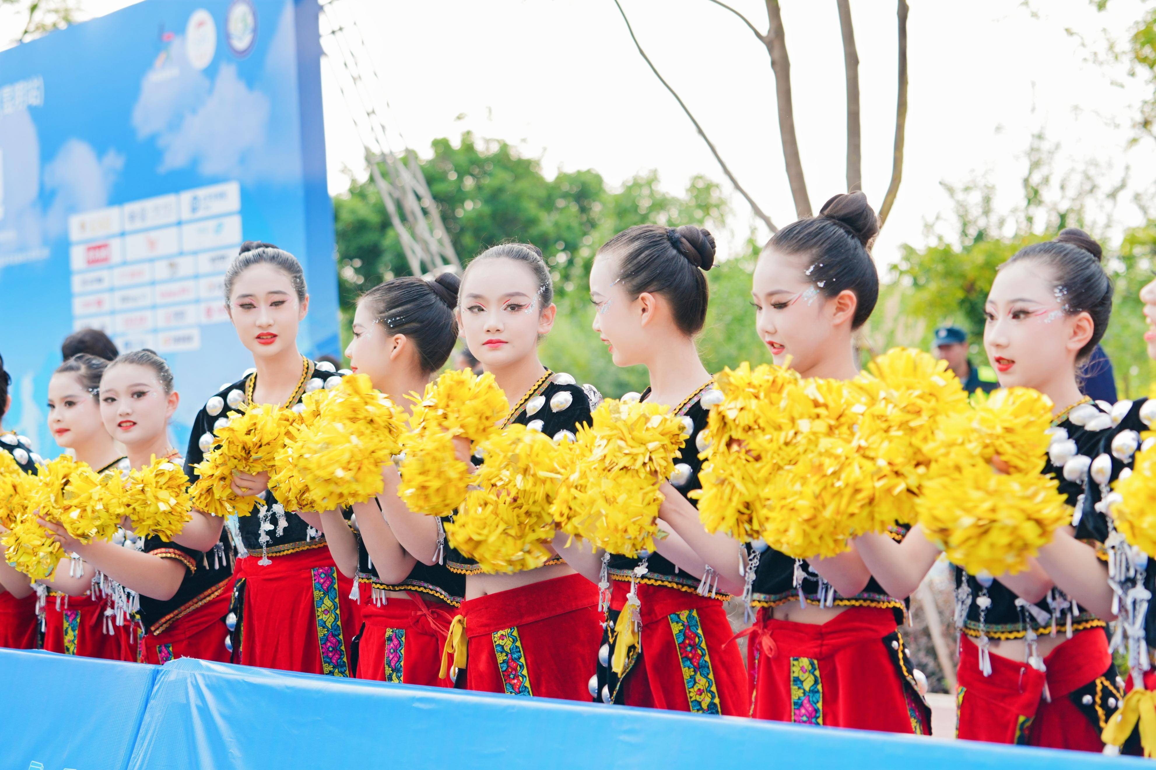 芳草地国际学校一年学费多少钱芳草地的诗意与魅力-第3张图片