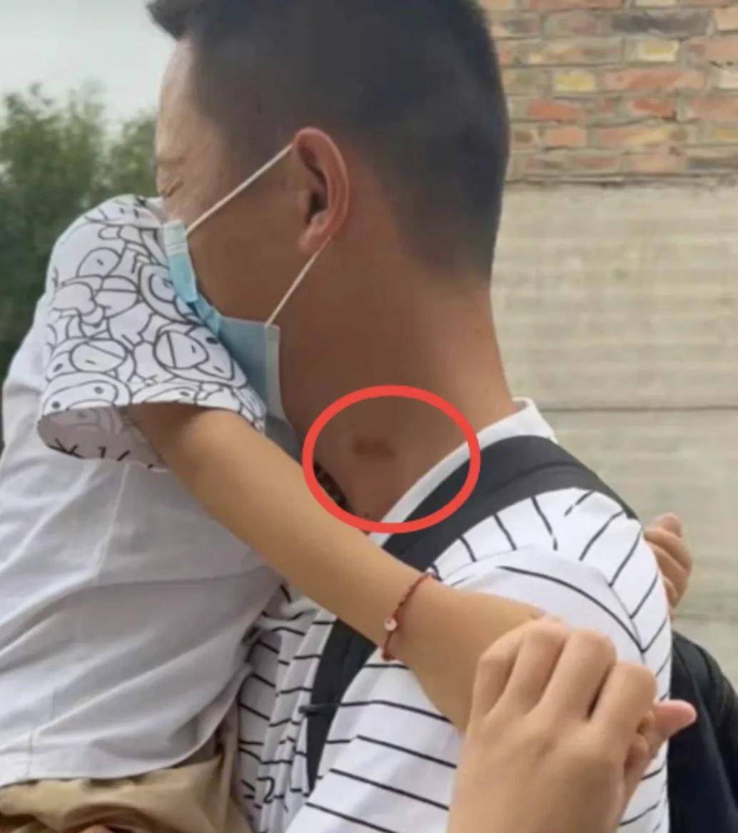 老公说找个男人来一起前夫的大与三人世界的交织