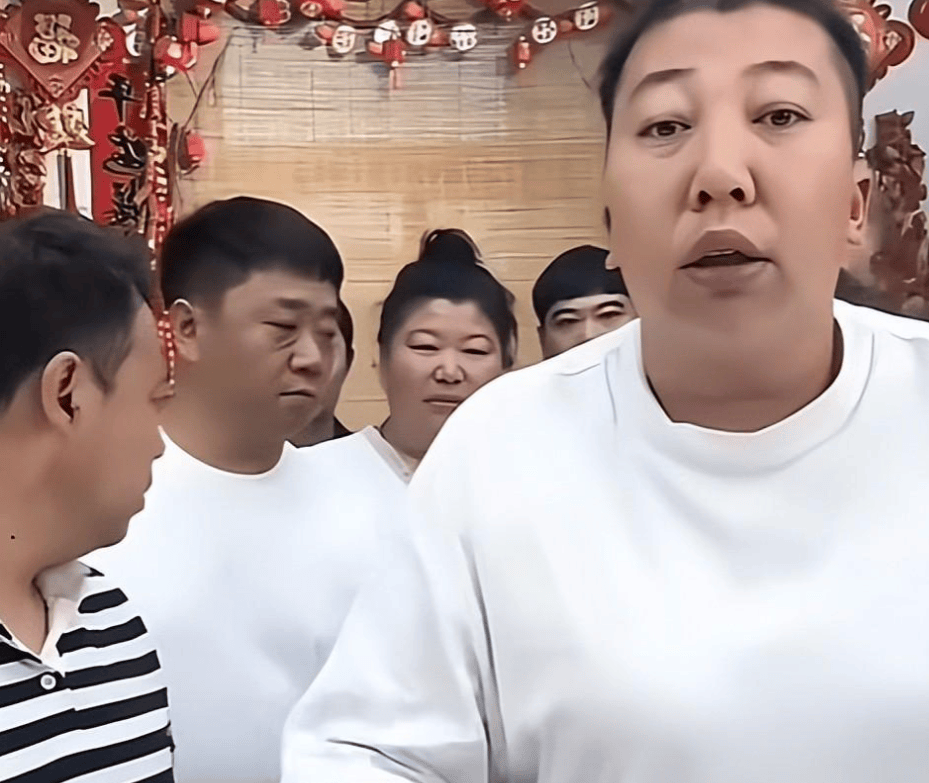 东北 视频东北风情，JAPONENSISFES的魅力与特色-第3张图片