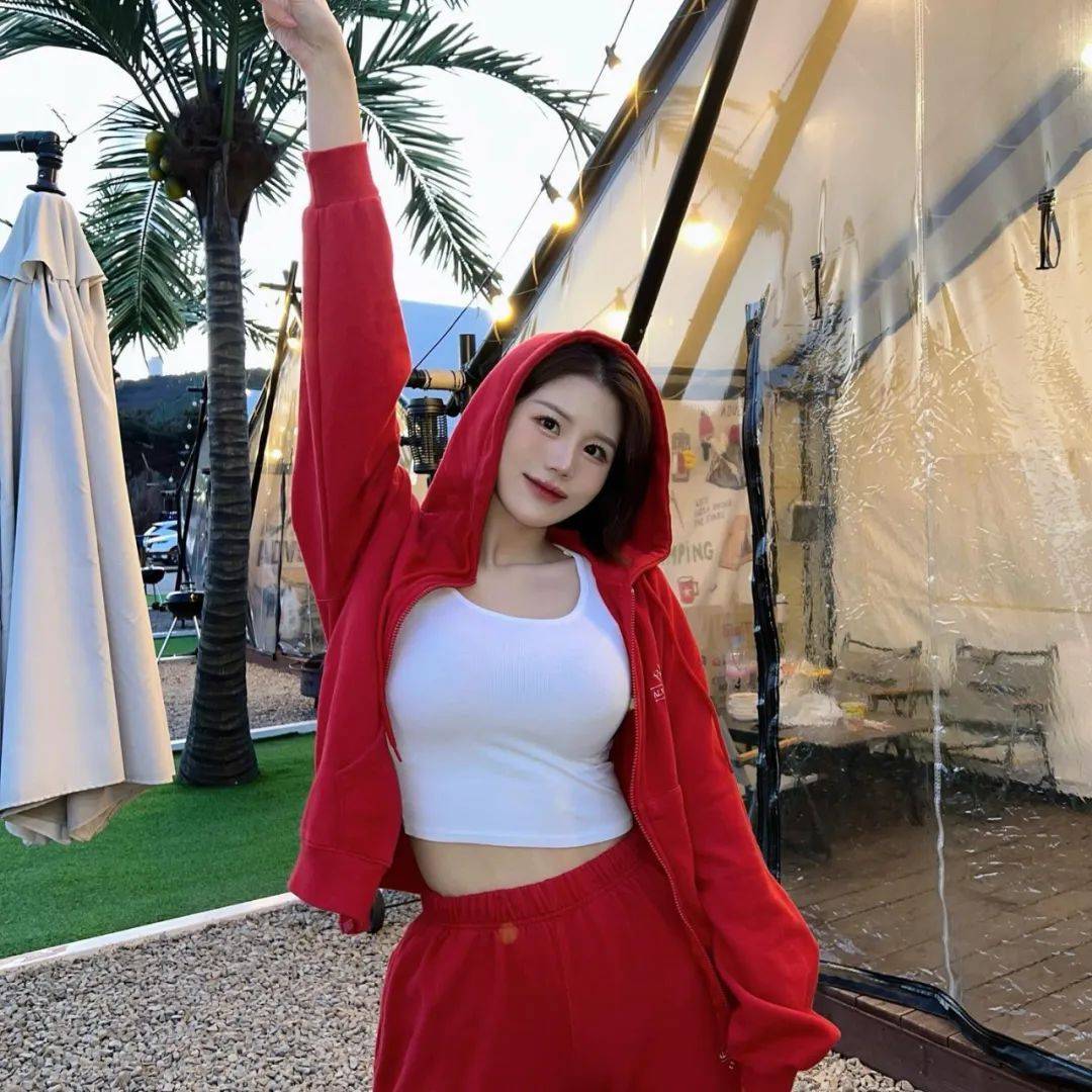 少妇系列辣文小说网介绍探索少妇系列文学的魅力——辣文小说网的独特之处-第2张图片