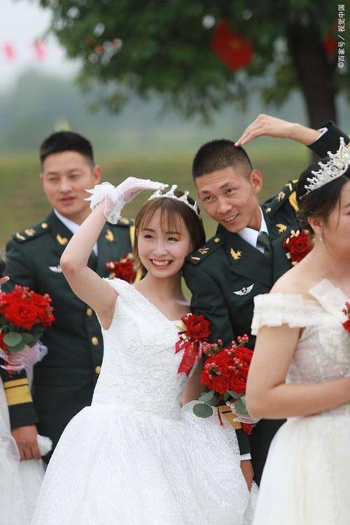 去老公部队探亲穿什么衣服探亲之旅，与军人的甜蜜挑战
