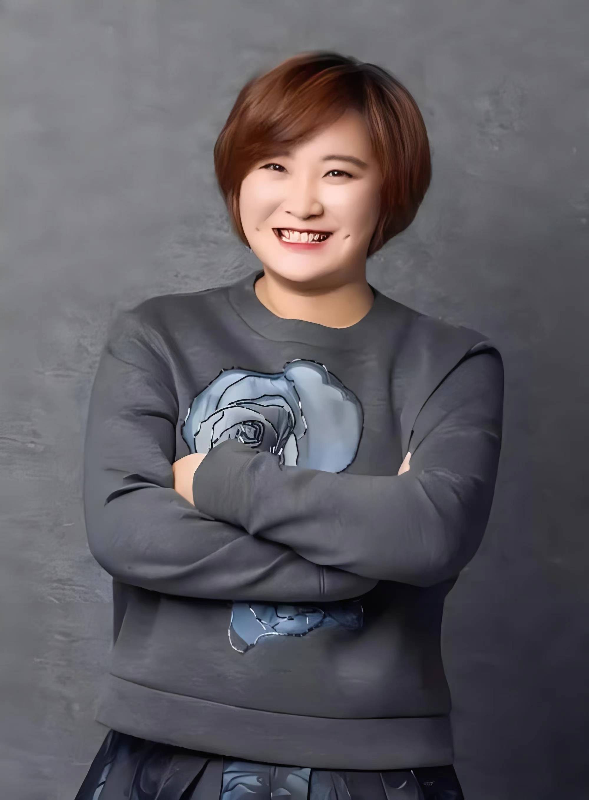 尤妮丝，一位坚韧的女性力量-第1张图片