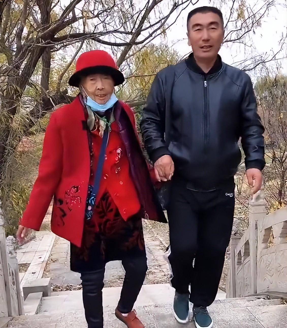 东北老太太与BBWBBWBBW的独特魅力-第1张图片