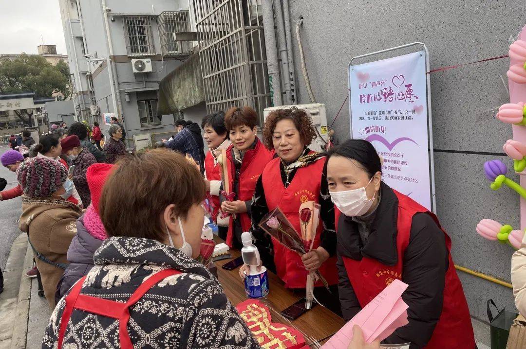 女人社区——构建女性交流与成长的平台-第1张图片