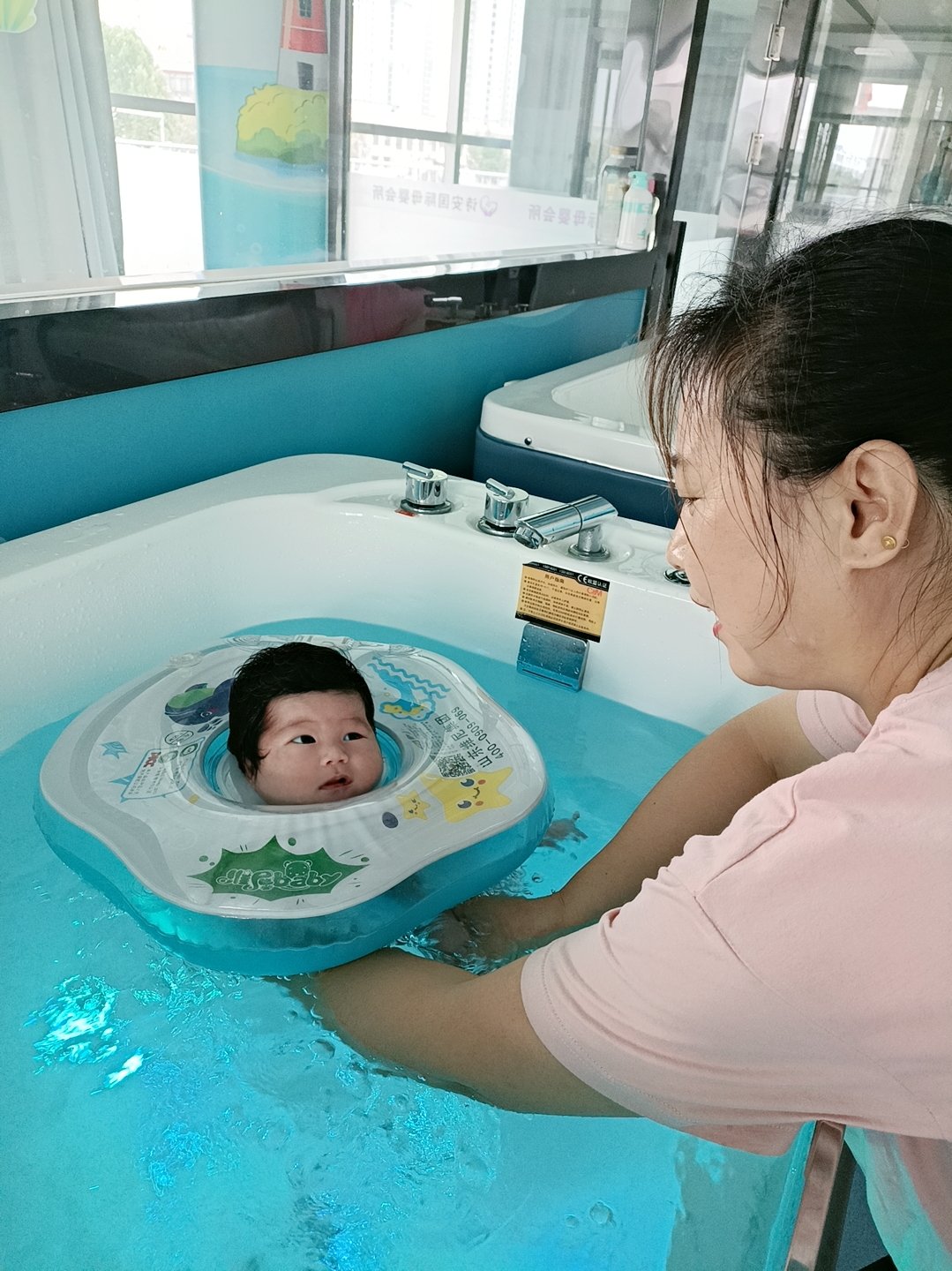 乖在这里做一次