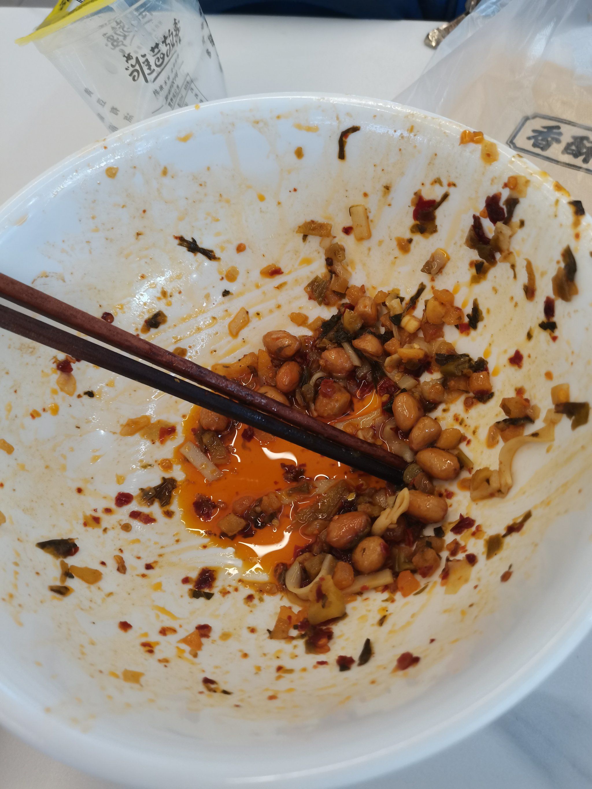 吃货大食堂攻略，美食之旅的必备指南-第3张图片