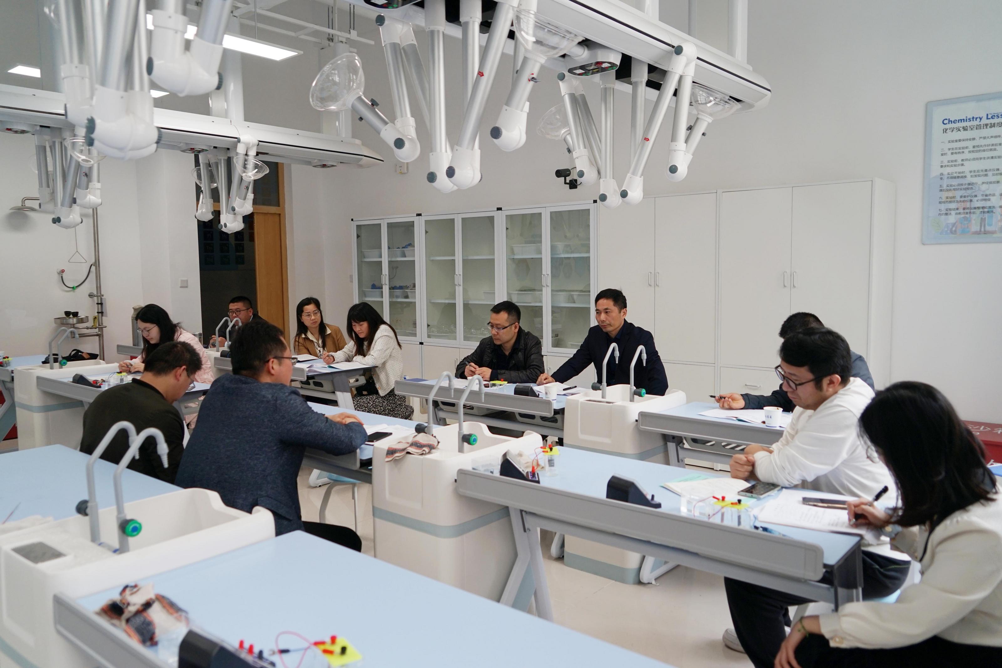 探索新时代的白洁性荡生活
