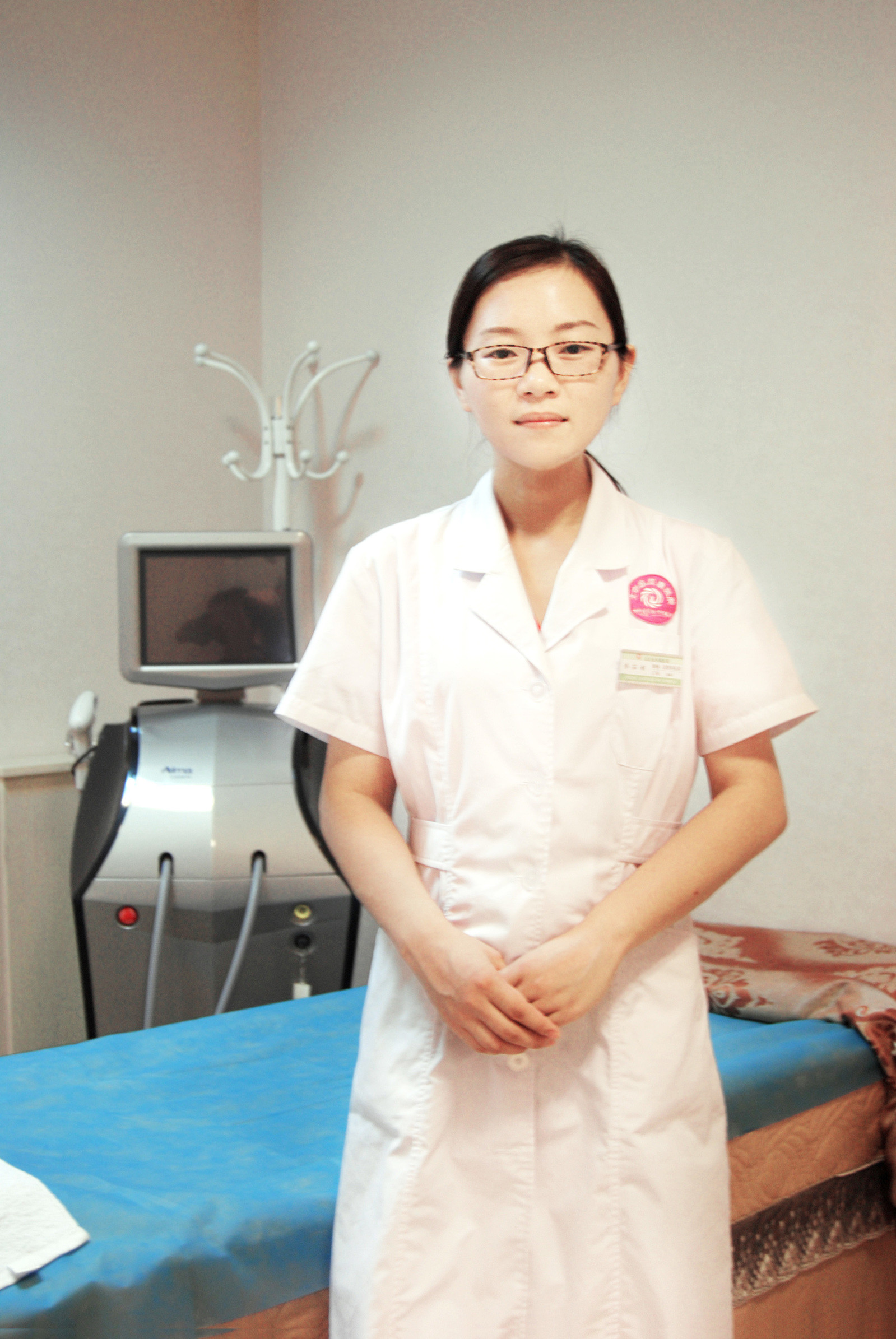强壮的公么与教师李茹小说强壮的公么与教师李茹，一段不同寻常的师生情-第2张图片