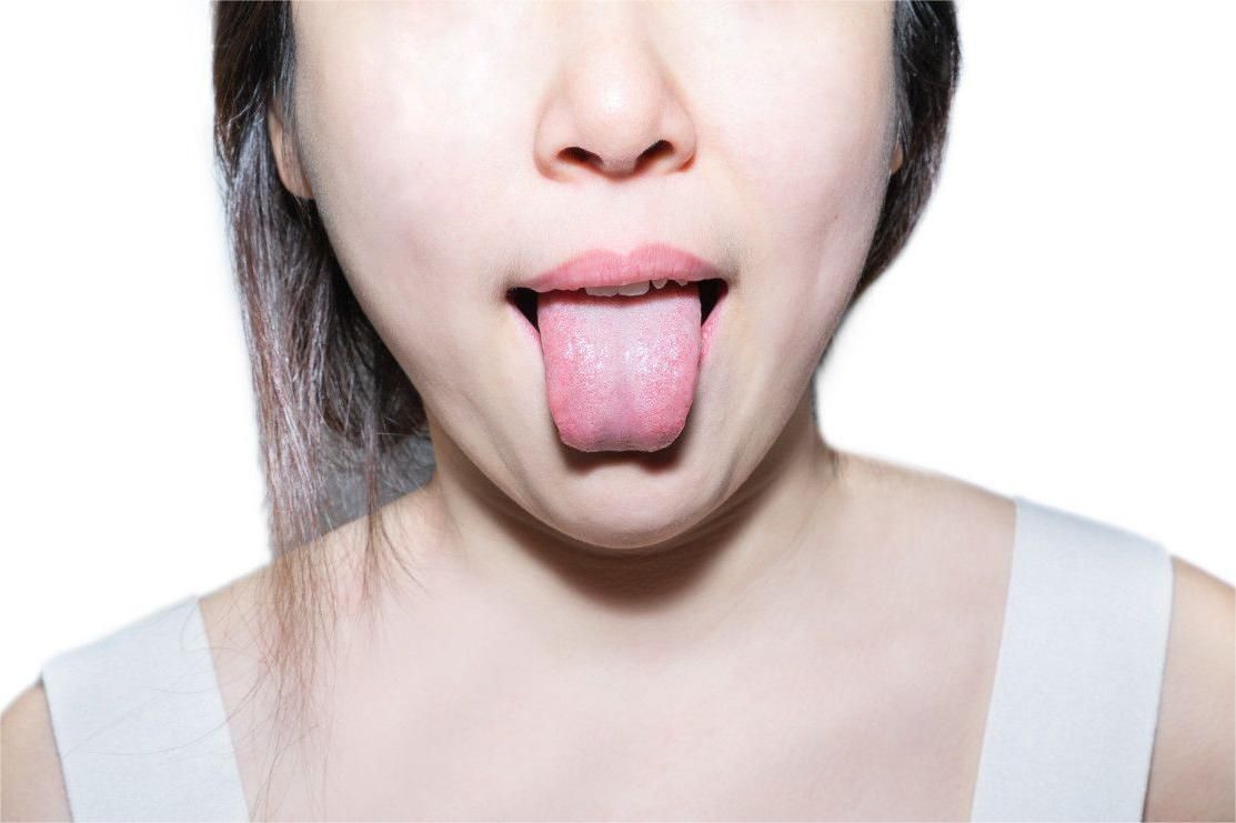按摩师舌头入侵女顾客按摩师行为失范，舌头不当入侵女顾客的警示-第2张图片