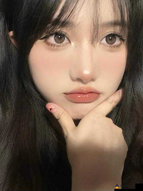 日系裸妆推荐，打造自然清透的妆容