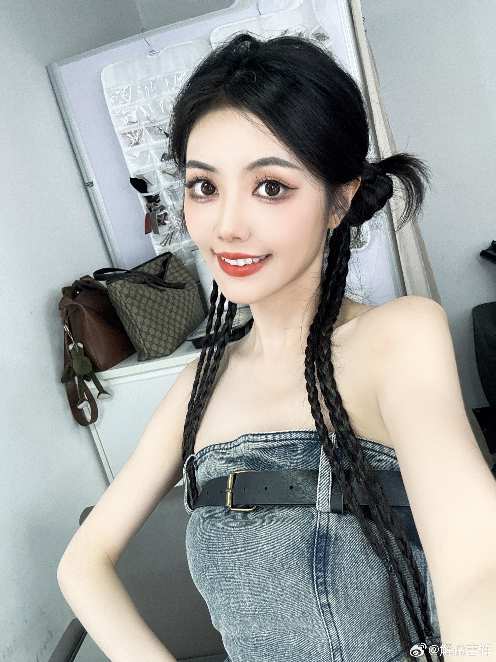 国产亚洲精品久久久久久移动网络国产精品的魅力，久久久久久移动网络下的亚洲文化探索