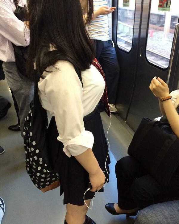 探索麻豆免费传媒与梦梦蚂蚁的魅力-第2张图片