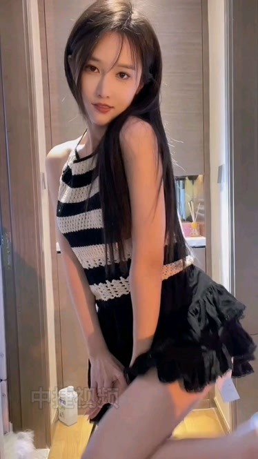 两个人高清在线观看视频WWW高清在线观看视频体验，两个人的精彩世界-第2张图片