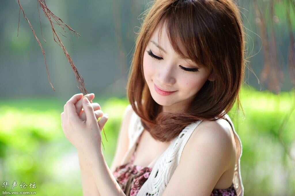 宝贝腿抬高点让我爽一点麻豆小说宝贝腿抬高的秘密，探索舒适与刺激的界限-第1张图片
