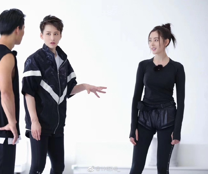 狼群影院 1080p 下载狼群影院社区，在线观看的全新体验-第2张图片