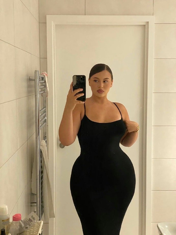 丰满体重丰满人体BBW的魅力与美学