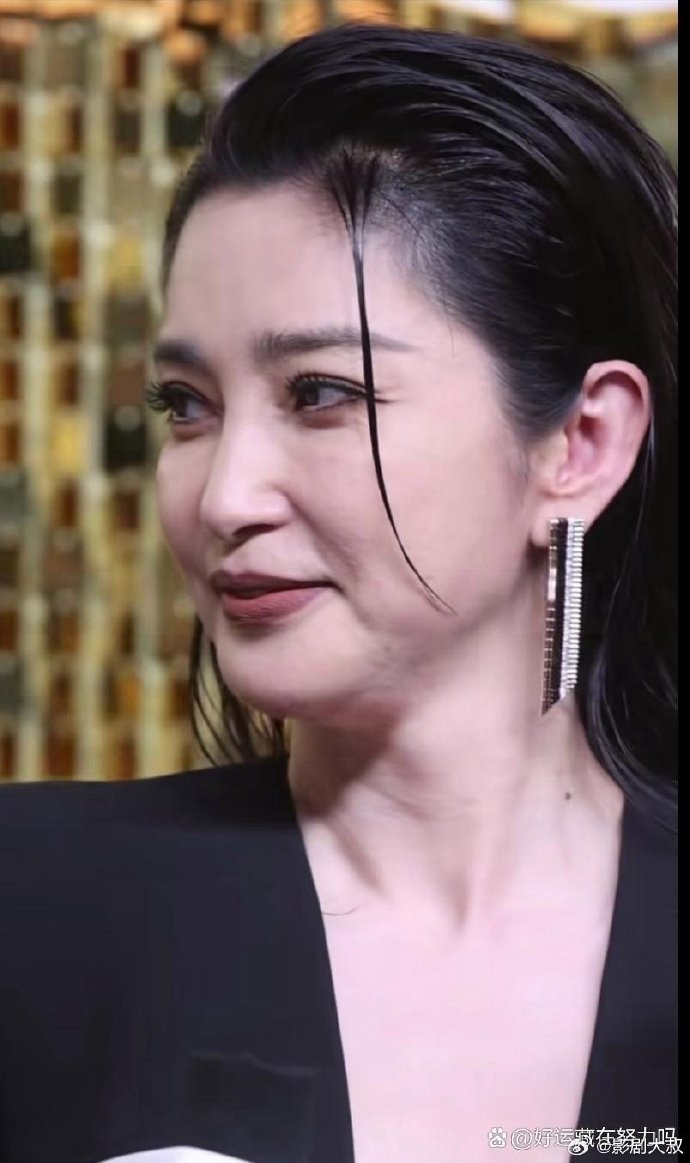 李冰冰被强奸李冰冰遭遇强奸事件，深度剖析与反思