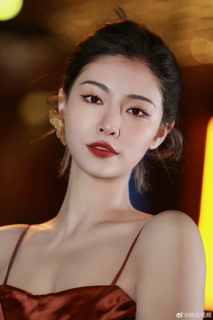 爱豆剧与果冻传媒，在线播放的魅力世界-第2张图片