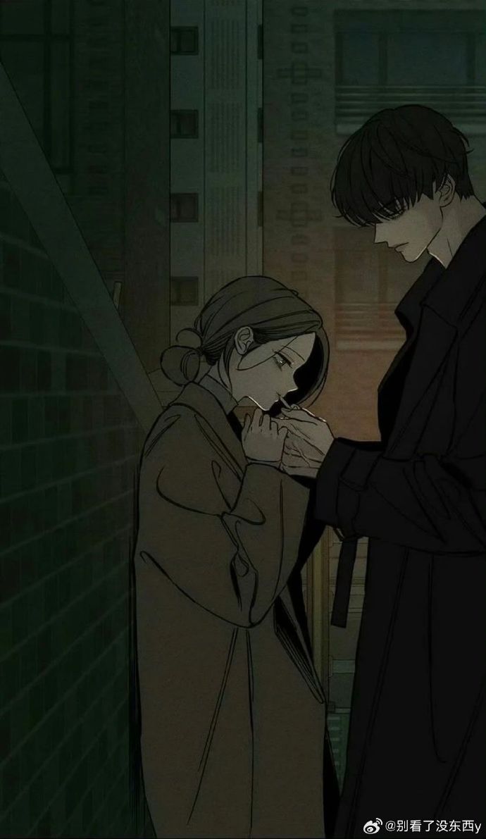一女主多男主高干文漫画高干文之恋，一女主多男主的错综复杂情感世界