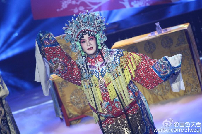 国色天香直播视频，在线观看的魅力体验-第2张图片