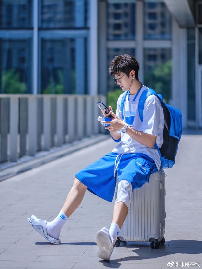 白袜帅哥白袜帅哥，魅力与独特之所在