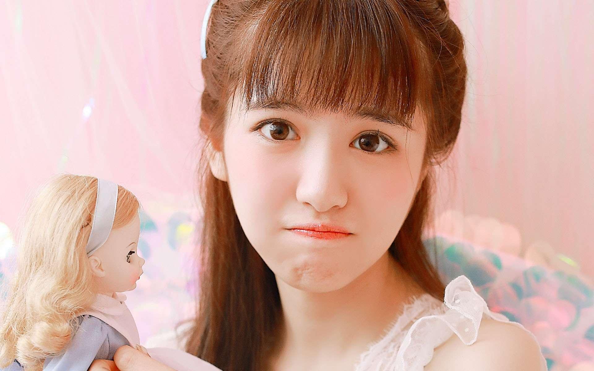 小嫩模无套内谢第一次小嫩模的初次体验，无套内谢的成长之旅