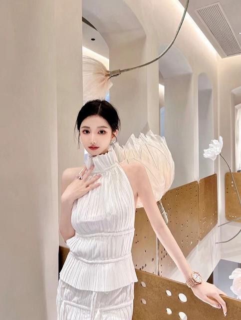 yw193午间福利YW193，公司午间福利的独特魅力-第1张图片