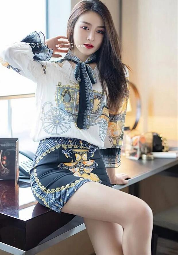 100%胸片曝光率免费光胸美女的魅力与独特之处