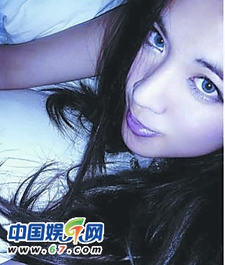 露阴图露阴图，一种社会现象的深度解析-第1张图片
