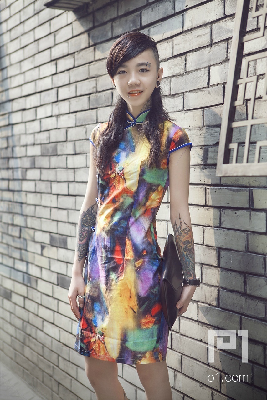 在客厅里吃我的奶大乳喷奶水小说客厅中的温馨之味——我的成长与母亲的哺育-第2张图片