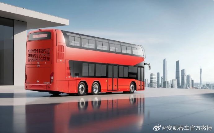 探索城市交通中的独特体验——公交车之旅-第1张图片