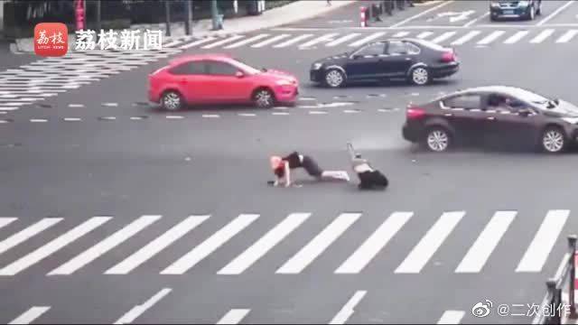 昨晚儿子要我三次性生活昨夜星辰，父子情深——三次请求的背后