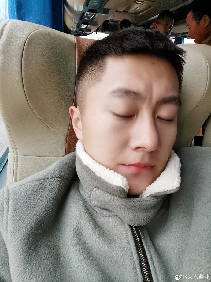 涨精装满肚子鼓起来涨精装满，肚子鼓起来的奇妙体验