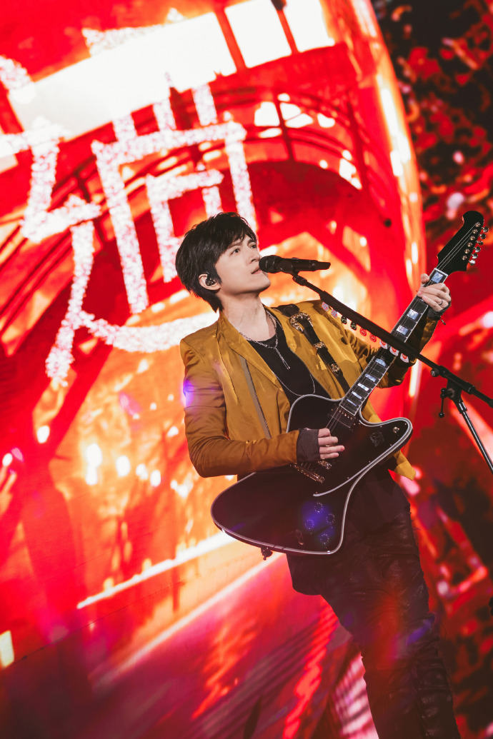 新激情五月天新激情五月天，点燃生活的火焰-第2张图片