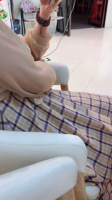 丫头把腿开一点就不疼了怎么回事丫头，尝试一下，腿开一点就不疼了？-第2张图片
