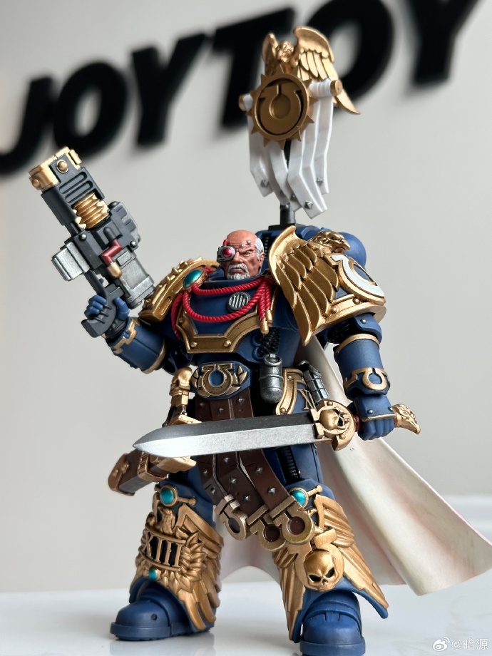 武器战士雕文武器战士雕文，力量与荣耀的象征-第2张图片