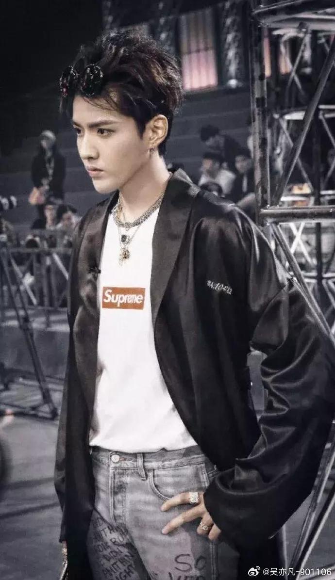 吴亦凡供出47人有哪些人吴亦凡供出20多位艺人，娱乐圈的透明与隐秘