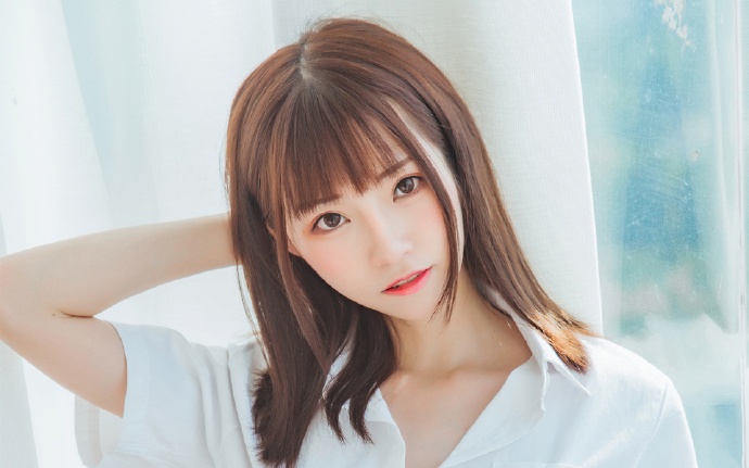 性感美女与私密话题，深入探讨扣逼的奥秘