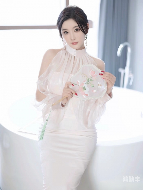 胸前两团巨大的乳球挤出来探索女性之美——胸前两团巨大乳球的魅力-第2张图片